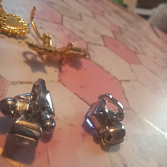 Earbud Accessories - Picture 4 of 5